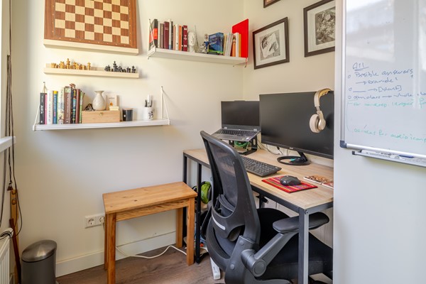 Medium property photo - Wolfhezestraat 52, 2573 NX Den Haag